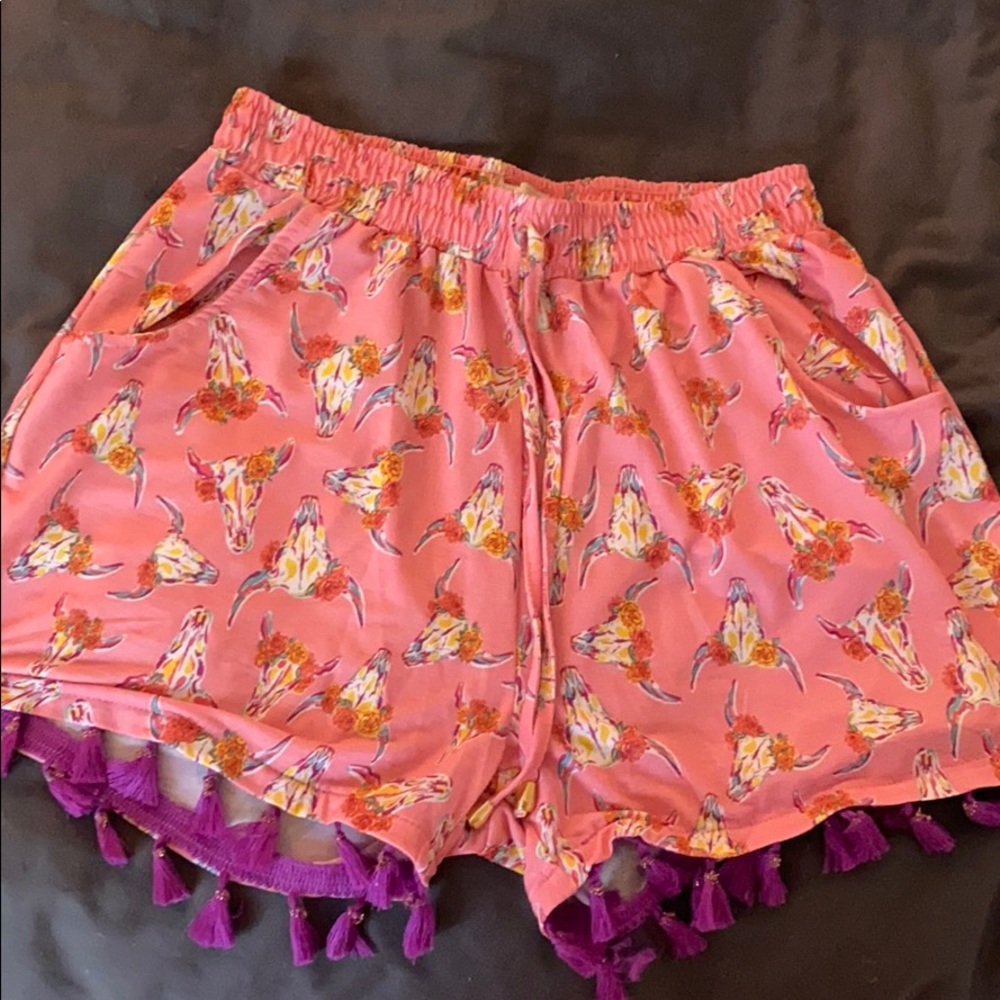 Simply Southern light shorts - Picture 1 of 5